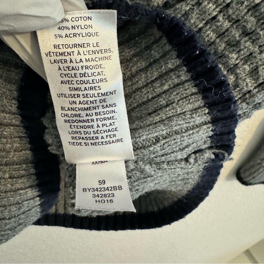 Bundle  - Tucker + Tate in Gray and Old Navy in Black & White. Size Boys… - Picture 9 of 16